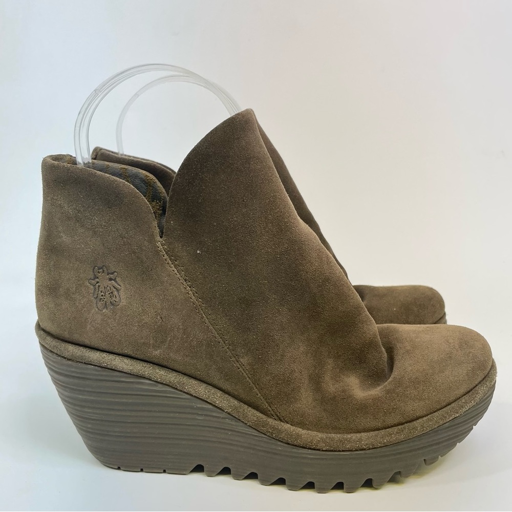 Fly London Leather Wedge Boots Size UK 36 US 6 Yip Boot Wedge Heel